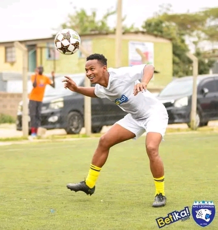 Munene pens down one year contract extension with AFC Leopards.