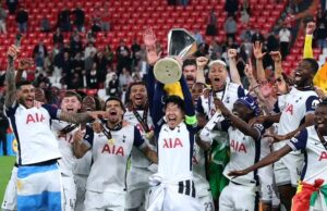 Tottenham Beat Manchester United to Lift First Trophy in 17 Years