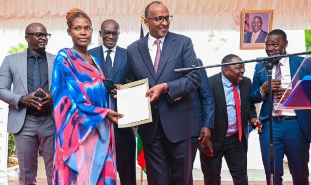 Duale Flags Off 6,484 Interns in Push to Boost Public Health Services