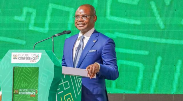 Senate Speaker Amason Kingi asks President Ruto to reward senators’ football team. Wants Ksh. 1M per player, total Ksh. 16M. Request comes after Harambee Stars’ CHAN bonus pledge. Hopes cash will boost performance in regional games. After Stars, Now Senators Nairobi – After President William Ruto surprised Harambee Stars players with a Ksh. 1 million bonus per win in the CHAN tournament — later raised to Ksh. 2.5 million — Senate Speaker Amason Kingi says it’s time for the Senate football team to get similar love. A Winning Team Already The Senate side, made up of 16 senators, recently outplayed a governors’ team in a friendly match. Now, Kingi wants the president to hand each player Ksh. 1 million, a package that would total Ksh. 16 million. Why the Cash Matters According to Kingi, financial motivation could push the senators to greater heights, especially as they gear up for the upcoming East Africa Parliamentary Games. He believes rewarding them now will translate into big wins later. Waiting for Ruto’s Nod Kingi says he would be deeply grateful if the president approved his request. Whether the State House will sign off on the Ksh. 16M motivation deal remains to be seen.