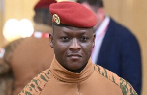 Burkina Faso Kicks Out UN Envoy Over Child Rights Report UN envoy Carol Flore-Smereczniak expelled by Burkina Faso. Report linked army and militias to child abuse in conflict. Junta rejected findings as “unfounded.” Violence has worsened despite military promises. Country moving closer to Russia, away from France. Envoy Declared Unwelcome Burkina Faso’s military leaders have expelled the United Nations’ top representative, Carol Flore-Smereczniak, after a report accused both jihadists and government forces of grave child rights violations. She was declared persona non grata and ordered to leave. Flore-Smereczniak, who took office in July 2024, was involved in a UN report released in March. The study documented over 2,000 cases of children being recruited, killed, or abused between 2021 and 2023. It implicated Islamist militants as well as soldiers and local defense groups. Junta Rejects Report The government of Captain Ibrahim Traoré dismissed the findings as baseless. In a statement, it argued that the report had “no legal proof” and unfairly tarnished what it called the “brave Burkinabé fighters.” This is not the first such move. In 2022, Flore-Smereczniak’s predecessor, Barbara Manzi, was also expelled after raising alarms about the impact of war on schools and hospitals. Rising Violence Burkina Faso has struggled with an Islamist insurgency since 2015. The violence has killed thousands and forced millions from their homes. Traoré, who seized power in 2022, had promised to bring peace within months, but attacks have only increased. Data shows jihadist group JNIM carried out over 280 strikes in the first half of 2025—twice as many as in the same period of 2024. Shifting Alliances and Politics Under Traoré, the junta has broken ties with France and moved closer to Russia. Critics say freedoms are shrinking as the government cracks down on dissent and is accused of targeting civilians. Last year, the junta extended military rule by five years and cleared Traoré to run in the 2029 elections, further cementing his grip on power. UN Reaction The United Nations has not yet issued an official response to this latest expulsion. However, Secretary-General António Guterres had earlier expressed regret when Barbara Manzi was forced out in 2022, saying the UN remains committed to working with the people of Burkina Faso despite political tensions.