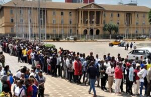 Customers Throng to a Business Day After Owner Did This