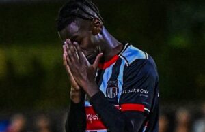 Grimsby Fined Ksh3.5M for Fielding Kenyan Star Oduor Clarke Oduor’s club Grimsby Town fined Ksh3.5M (£20,000) by EFL. Registration paperwork for Oduor was filed one minute late. Despite this, he featured in Grimsby’s historic 12–11 penalty win over Manchester United. Club accepted the sanction but relieved the victory still stands. Kenyan fans hailed Oduor online, celebrating his performance. Oduor remains eligible for Round Three and future matches.