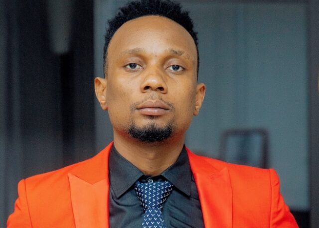 Screenshot_13-11-2025_22282_x.com