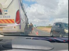 Kisumu: Man Hires Entire Bus to Nairobi After Selling Land A young man rented all 51 seats of a Nairobi-bound bus from Kisumu. Witnesses say he recently sold a piece of land in Nyakach for an undisclosed amount. The man said he wanted a quiet, peaceful trip with no noise. Residents were shocked as the empty bus left the station with only him inside. Social media users have nicknamed him “The VIP Passenger.” The Unusual Scene at Kisumu Bus Terminal Kisumu residents were left shocked after a young man rented an entire bus and travelled alone to Nairobi. The incident happened on Sunday and quickly attracted a crowd at the Kisumu bus terminal. Witnesses say the man, believed to be in his early 30s, recently sold a piece of land in Nyakach. Instead of taking a normal public transport seat, he surprised everyone by booking all 51 seats in the bus. He Wanted Peace and Quiet According to one of the bus attendants, the man said he did not like noise and wanted a peaceful journey. This unusual request forced other travellers who had planned to board the same bus to find alternative vehicles. Residents React to the Strange Trip The man was seen wearing flashy clothes and sunglasses as he sat alone by the window, waving as the empty bus left the terminal. Some people stayed behind just to witness the rare moment. One resident commented in concern, saying: “He has a right to enjoy his wealth, but I hope he invests wisely.” Plans to Start a Business in Nairobi Details about his financial status remain unclear, but sources say he intends to invest in a business once he arrives in Nairobi. His bold move has already gone viral, earning him the nickname “The VIP Passenger” on social media.