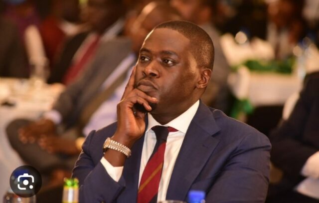 Screenshot_26-12-2025_12333_x.com Nairobi County spent 69% of its revenue on salaries in three months Total revenue received was Ksh.6.6 billion Employee compensation stood at Ksh.4.79 billion Health workers took 42% of the wage bill Development spending remained low at Ksh.202.2 million Controller of Budget wants tighter hiring controls and better payroll systems