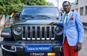 DR Congo’s AFCON Superfan Honoured with Presidential Gift Lumumba Vea, real name Michel Nkuka Mboladinga, received a Jeep from the government. He stood motionless during every DR Congo match at AFCON 2025. Wore colourful suits in national colours while fans cheered around him. DR Congo exited the tournament in the round of 16; he cried after the loss.
