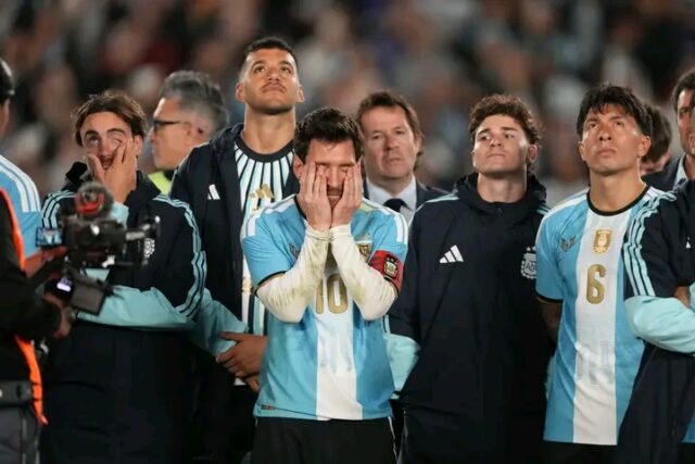 Lionel Messi acknowledges supporters during his emotional farewell to the Argentina national team. Credit: AFA / Courtesy